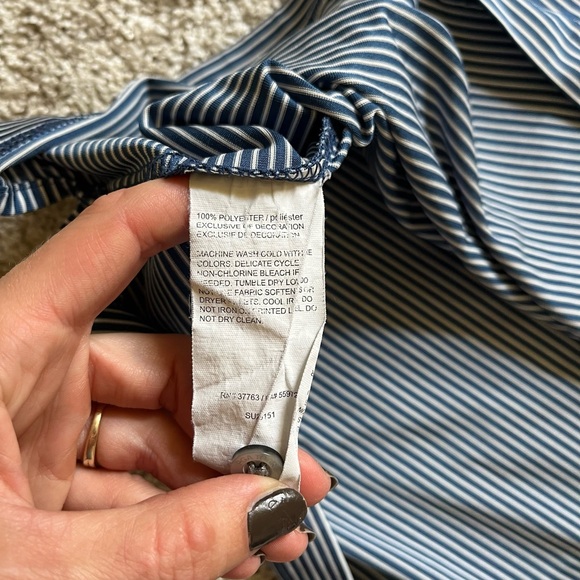 PGA TOUR Men’s Blue White Striped Polo Size Medium Short Sleeve Golf Collar - Picture 4 of 8